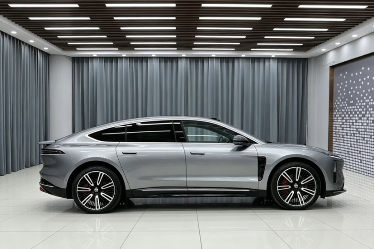 Used Nio ET9 2025 100kWh Signature Edition Exterior 9
