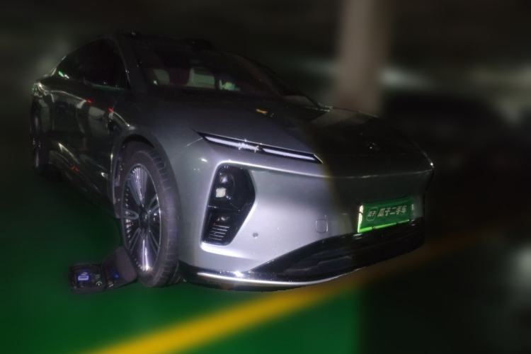 Used Nio ET9 2025 100kWh First-Edition Limited Edition Front Right 45 Deg