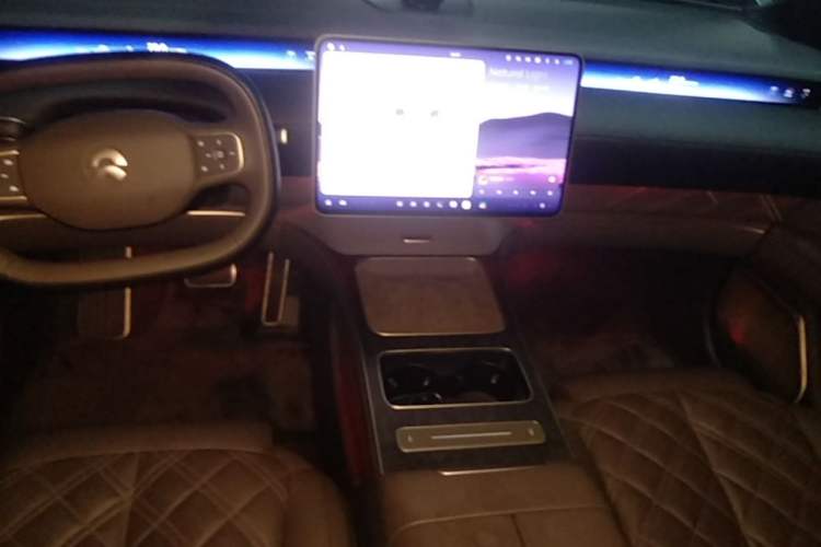 Used Nio ET9 2025 100kWh Signature Edition Gear Lever