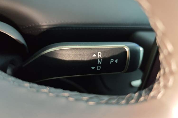 Used Nio ET9 2025 100kWh Signature Edition Gear Lever