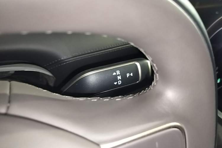 Used Nio ET9 2025 100kWh Signature Edition Gear Lever