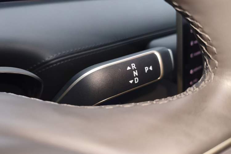 Used Nio ET9 2025 100kWh Signature Edition Gear Lever