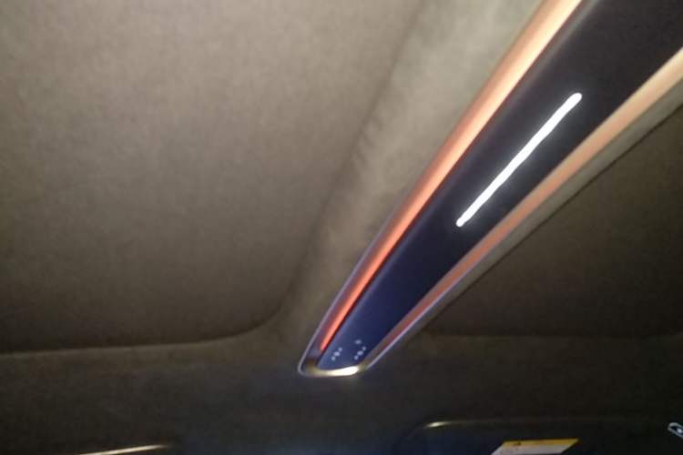 Used Nio ET9 2025 100kWh Signature Edition Headliner