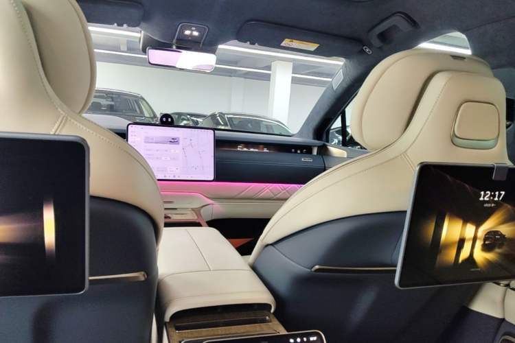 Used Nio ET9 2025 100 kWh Headliner