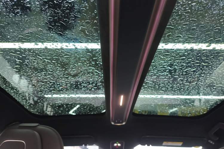 Used Nio ET9 2025 100kWh Signature Edition Headliner