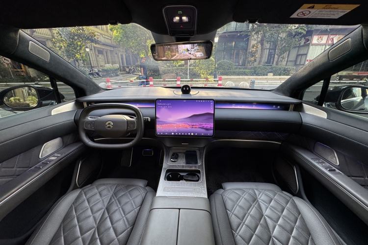 Used Nio ET9 2025 100kWh Signature Edition Interior 10
