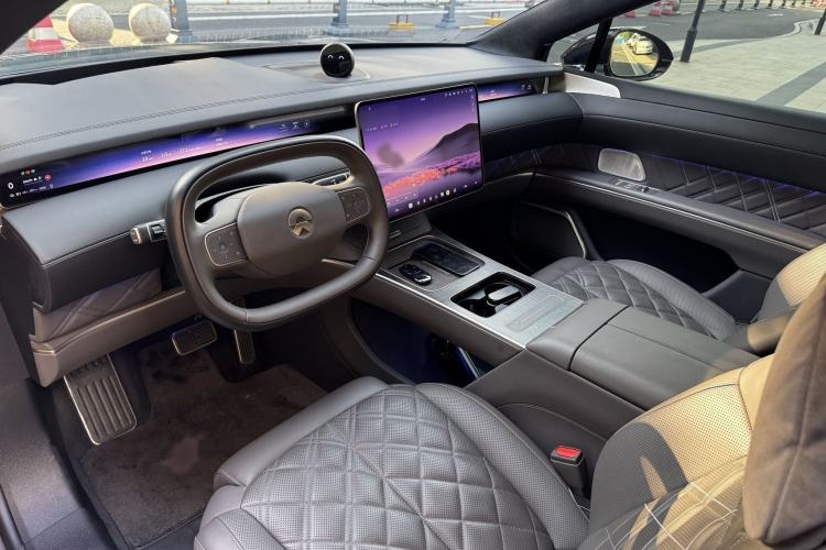 Used Nio ET9 2025 100kWh Signature Edition Interior 2
