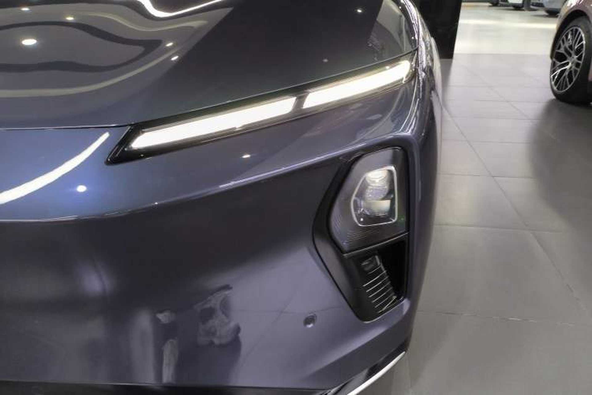 Used Nio ET9 2025 100kWh Signature Edition Left Front Headlight