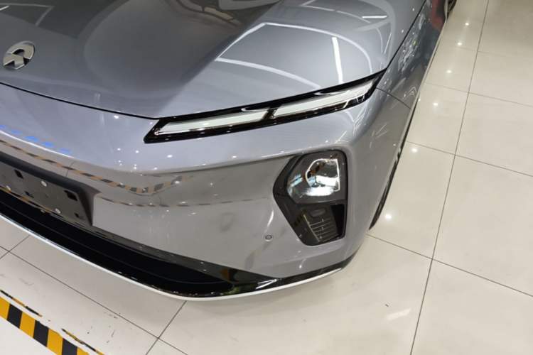 Used Nio ET9 2025 100kWh Signature Edition Left Front Headlight