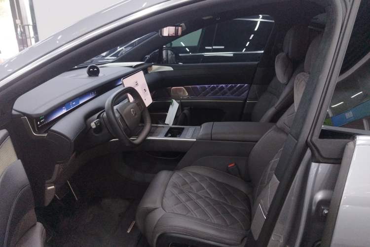 Used Nio ET9 2025 100kWh Signature Edition Left Front Seat
