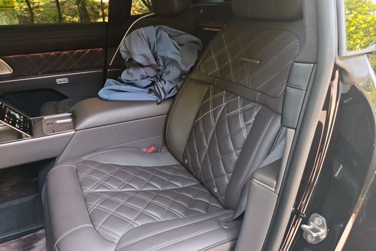 Used Nio ET9 2025 100 kWh Left Rear Seat