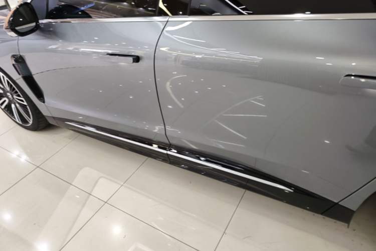 Used Nio ET9 2025 100kWh Signature Edition Left Side Sill