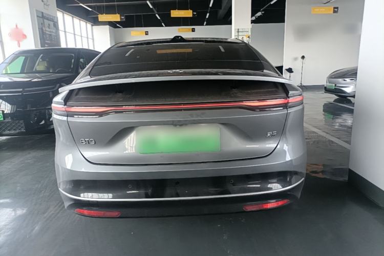 Used Nio ET9 2025 100kWh Signature Edition Rear