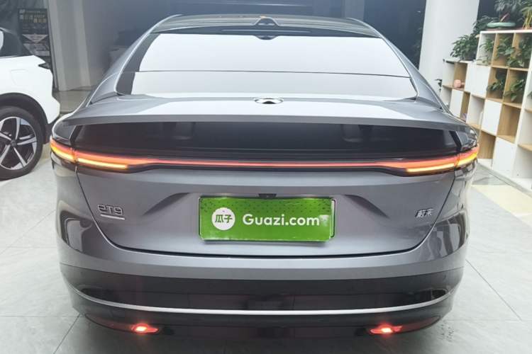 Used Nio ET9 2025 100kWh Signature Edition Rear