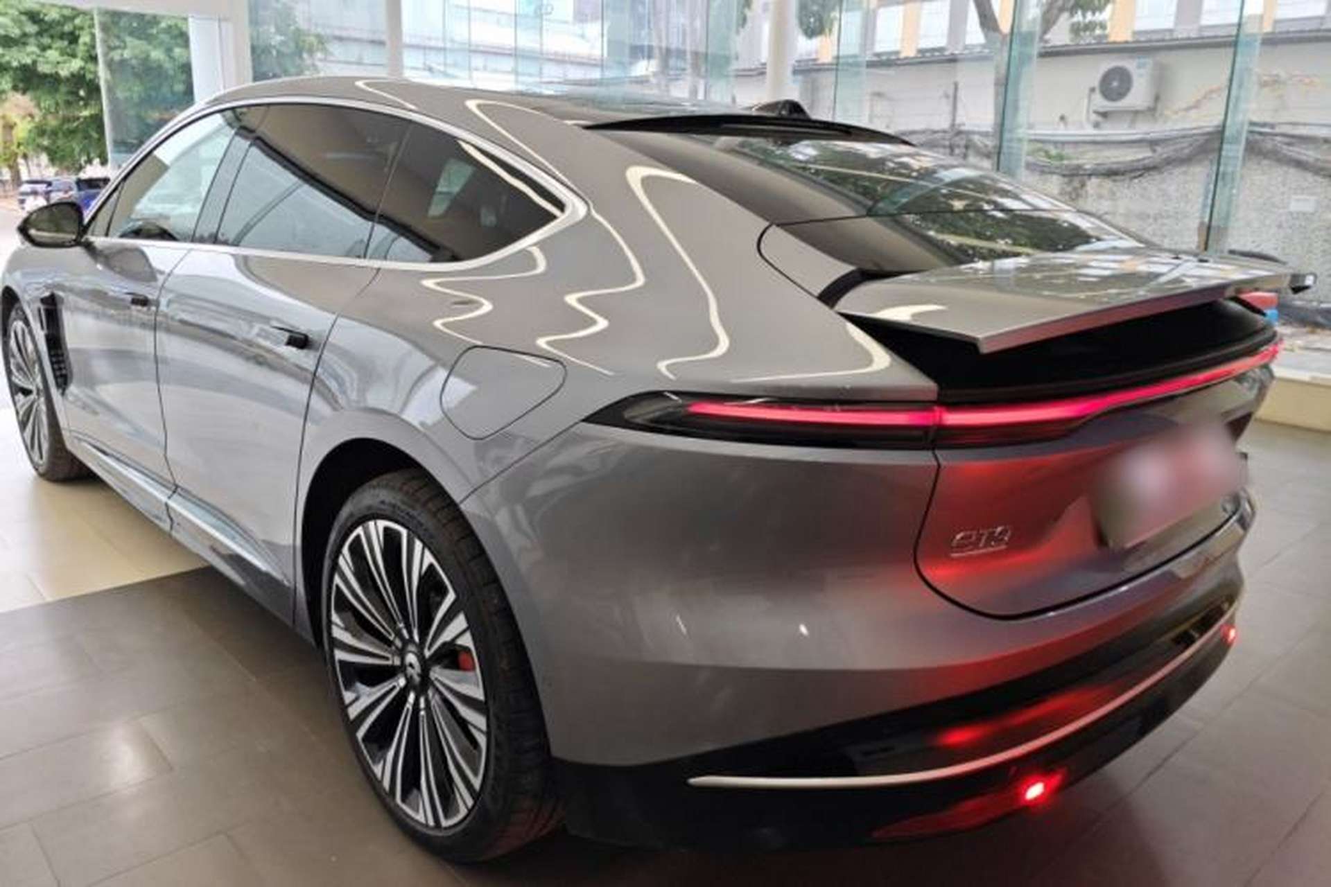 Used Nio ET9 2025 100kWh Signature Edition Rear Left 45 Deg
