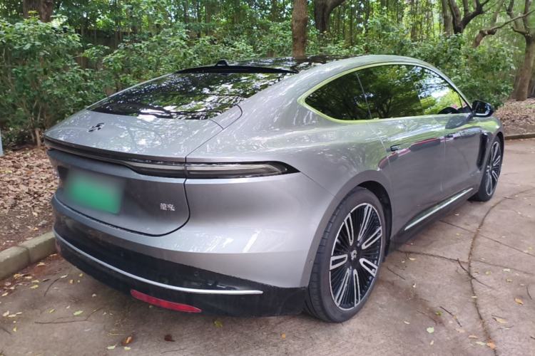Used Nio ET9 2025 100kWh Signature Edition Rear Right 45 Deg