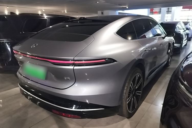 Used Nio ET9 2025 100kWh Signature Edition Rear Right 45 Deg