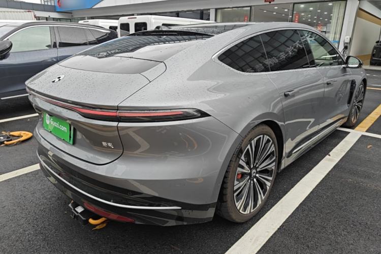 Used Nio ET9 2025 100kWh Signature Edition Rear Right 45 Deg