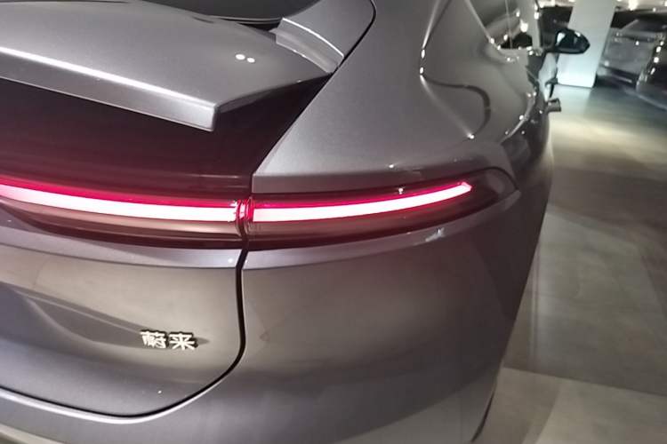 Used Nio ET9 2025 100kWh Signature Edition Right Rear Taillight