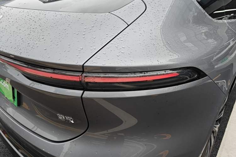 Used Nio ET9 2025 100kWh Signature Edition Right Rear Taillight