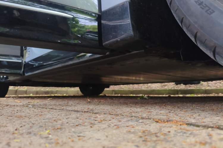 Used Nio ET9 2025 100kWh Signature Edition Right Side Sill
