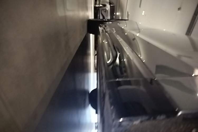 Used Nio ET9 2025 100kWh Signature Edition Right Side Sill