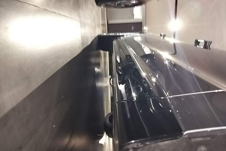 Used Nio ET9 2025 100kWh Signature Edition Right Side Sill