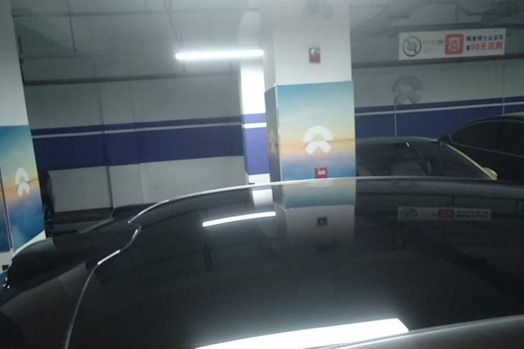 Used Nio ET9 2025 100kWh Signature Edition Roof
