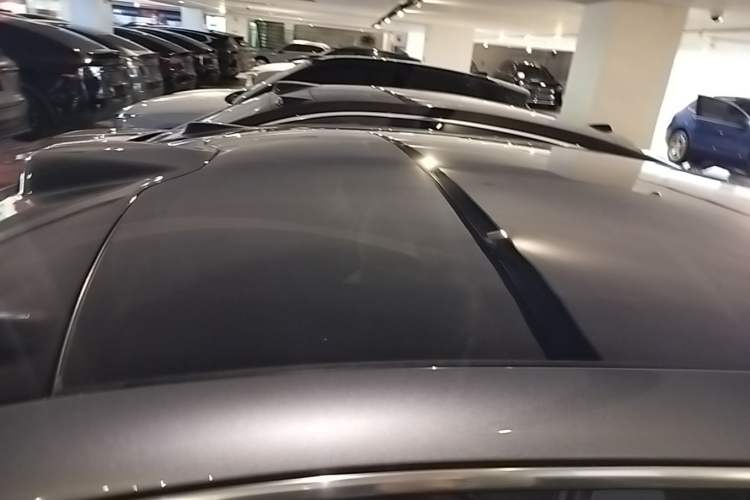 Used Nio ET9 2025 100kWh Signature Edition Roof