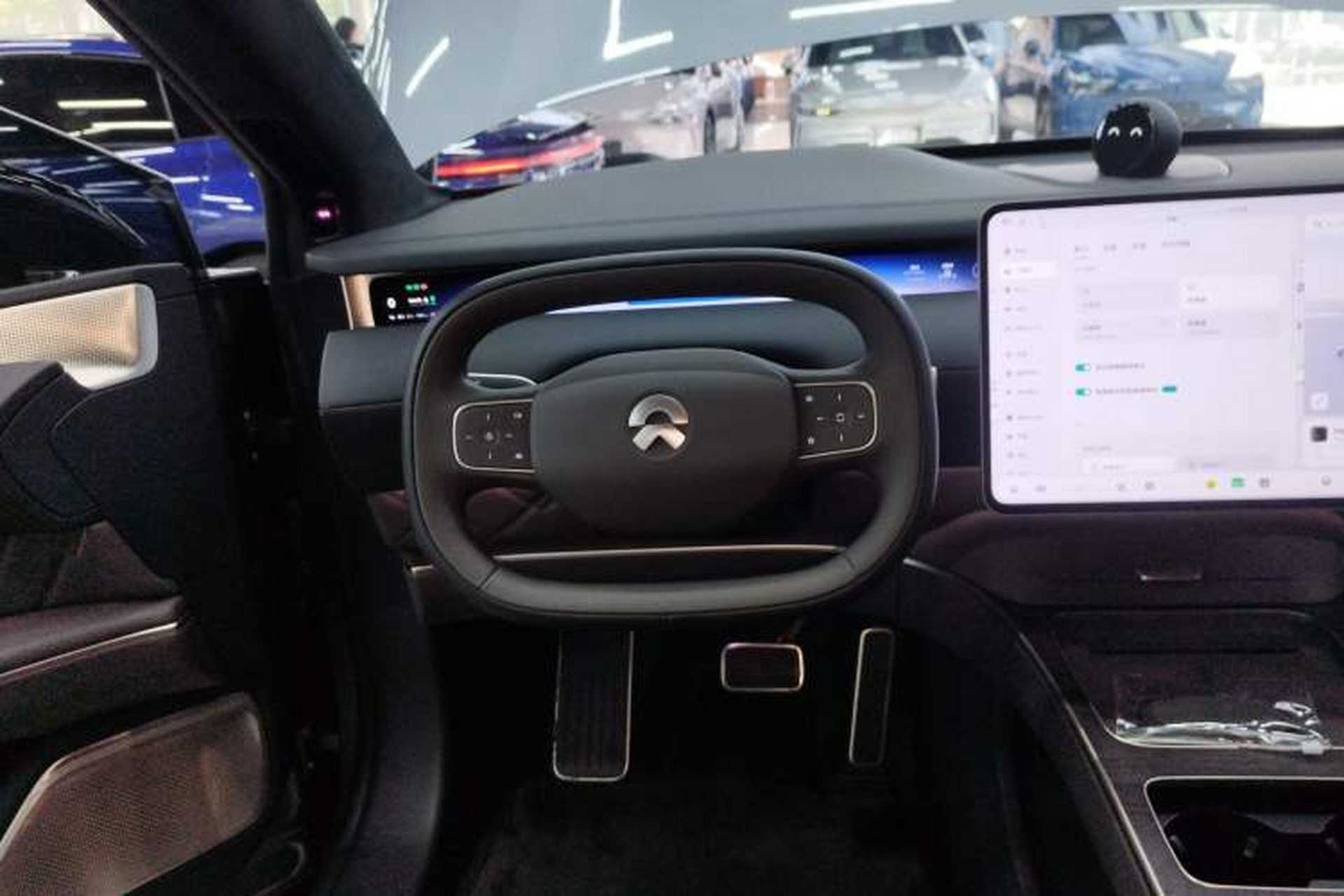 Used Nio ET9 2025 100kWh Signature Edition Steering Wheel