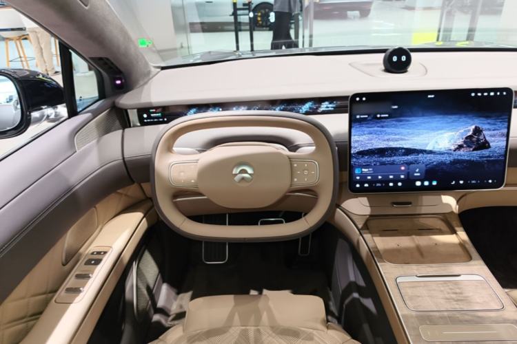Used Nio ET9 2025 100kWh Signature Edition Steering Wheel