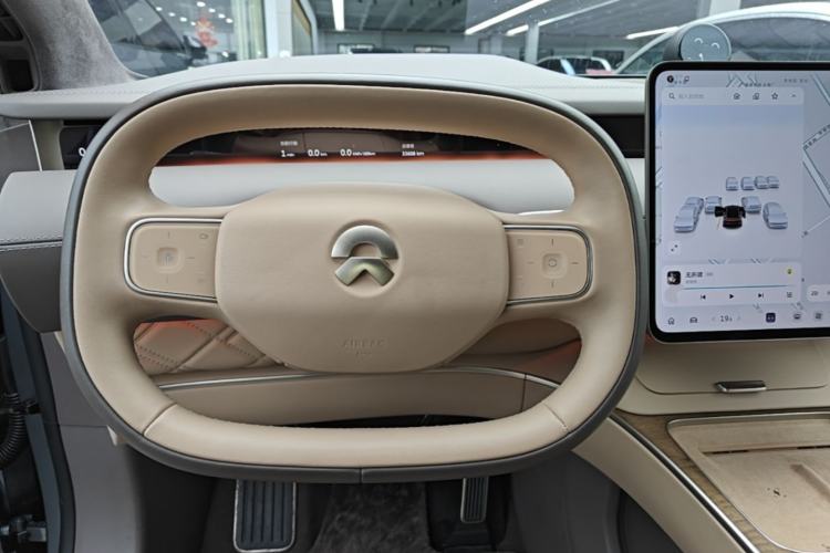 Used Nio ET9 2025 100kWh Signature Edition Steering Wheel