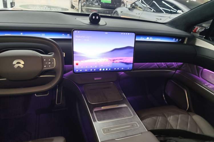 Used Nio ET9 2025 100kWh Signature Edition Audio And AC Panel