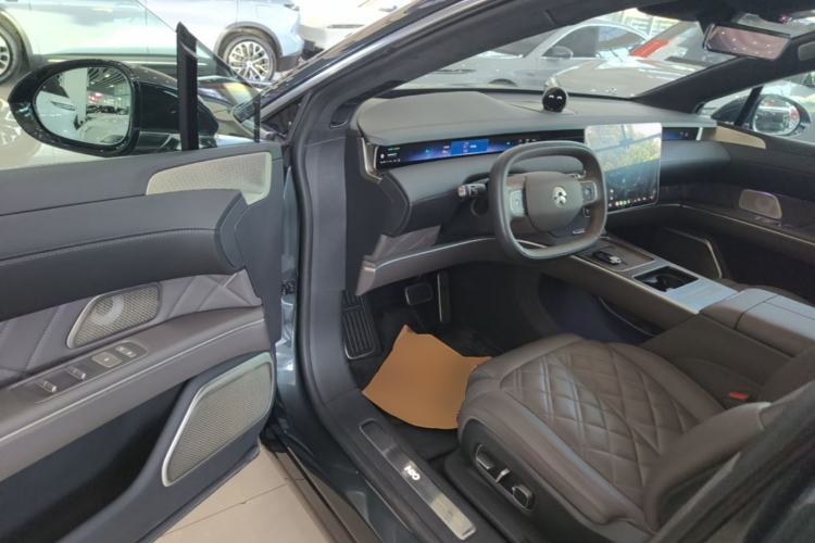Used Nio ET9 2025 100 kWh Driver Seat