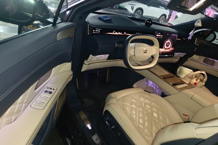 Used Nio ET9 2025 100kWh Signature Edition Driver Seat
