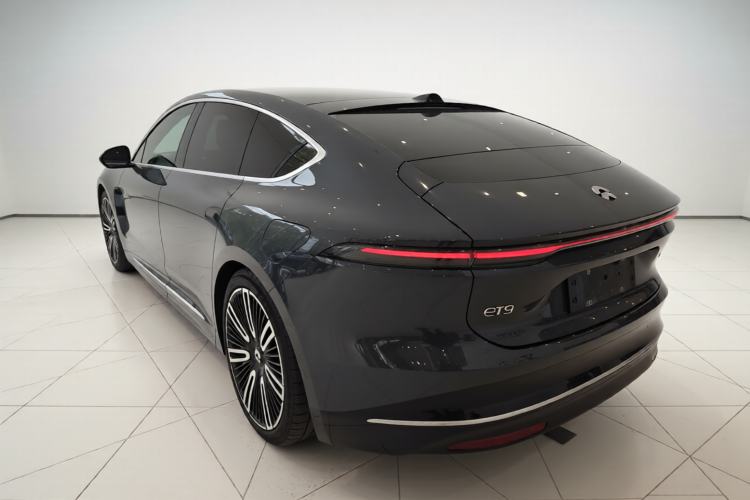Used Nio ET9 2025 100 kWh Exterior 2