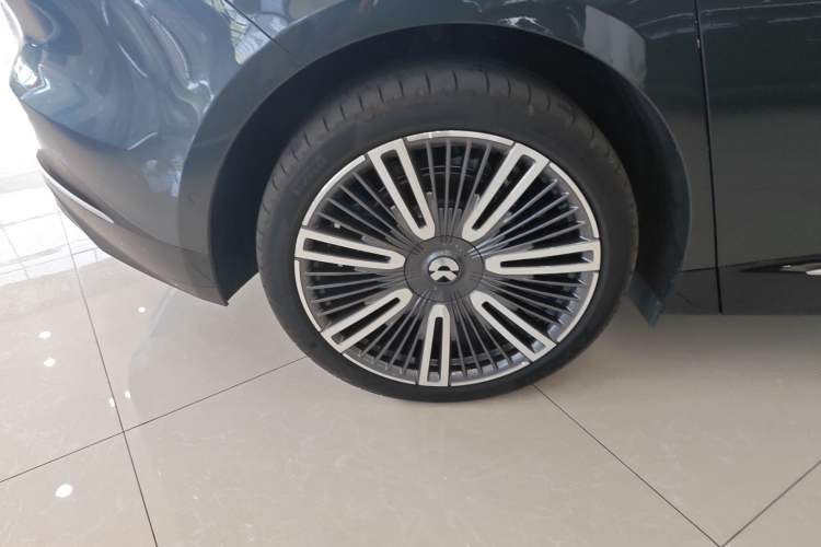 Used Nio ET9 2025 100kWh Signature Edition Exterior 8