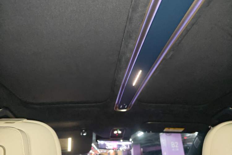 Used Nio ET9 2025 100kWh Signature Edition Headliner