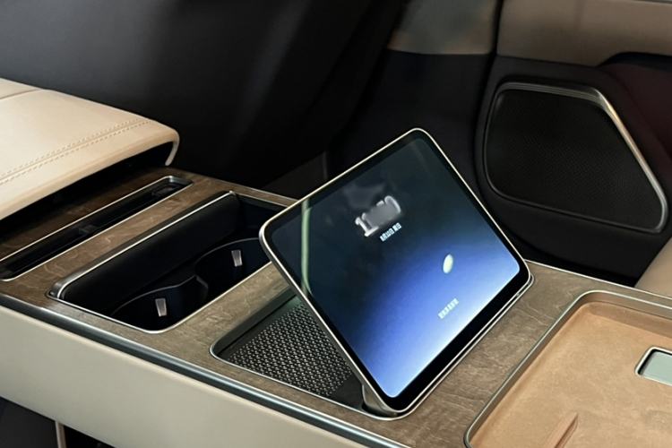 Used Nio ET9 2025 100 kWh Interior 7