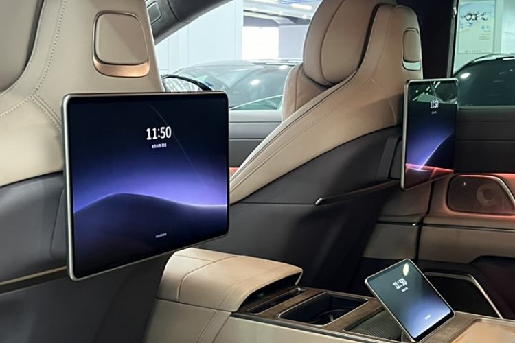 Used Nio ET9 2025 100 kWh Interior 8