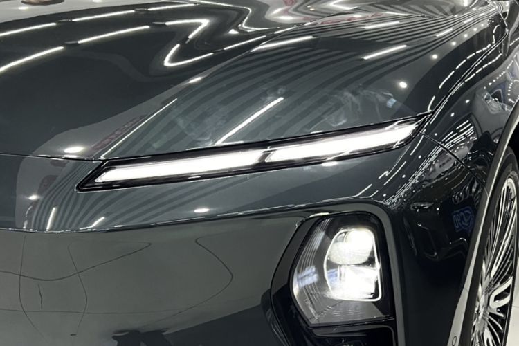 Used Nio ET9 2025 100 kWh Left Front Headlight