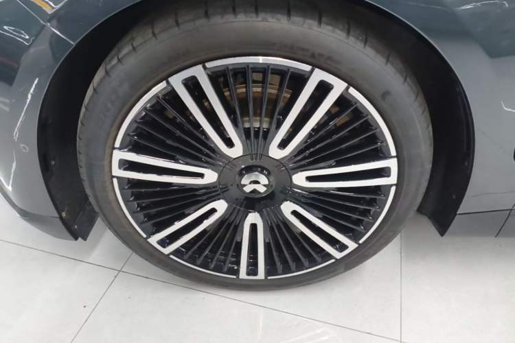 Used Nio ET9 2025 100 kWh Left Front Wheel Hub