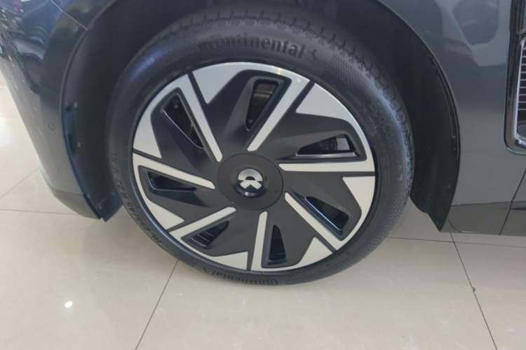 Used Nio ET9 2025 100 kWh Left Front Wheel Hub