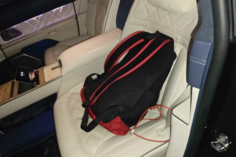 Used Nio ET9 2025 100kWh Signature Edition Left Rear Seat