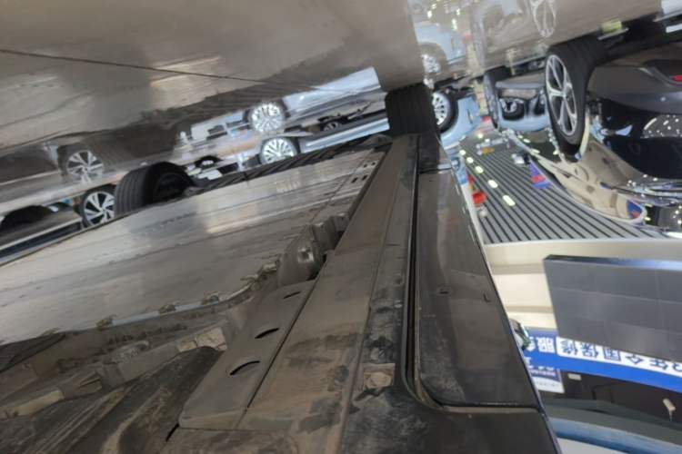 Used Nio ET9 2025 100 kWh Left Side Sill