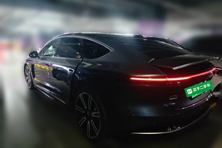 Used Nio ET9 2025 100kWh Signature Edition Rear Left 45 Deg