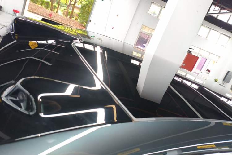 Used Nio ET9 2025 100 kWh Roof