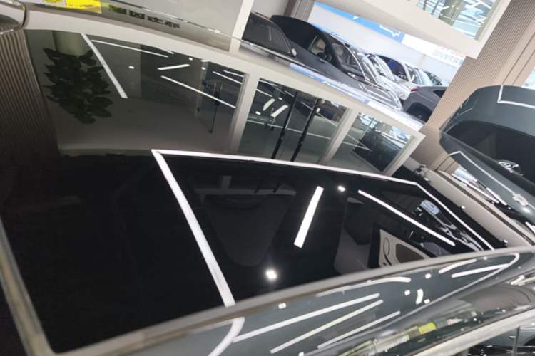 Used Nio ET9 2025 100kWh Signature Edition Roof