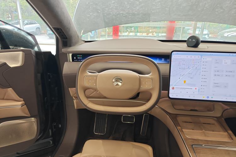 Used Nio ET9 2025 100 kWh Steering Wheel