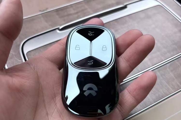 Used Nio ET9 2025 100kWh Signature Edition Vehicle Key
